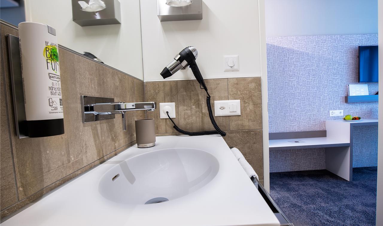 B_Smart Motel ラントクワルト エクステリア 写真